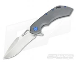 Olamic Cutlery Wayfarer 247H Dark Blast Titanium Harpoon Satin M390 Flipper